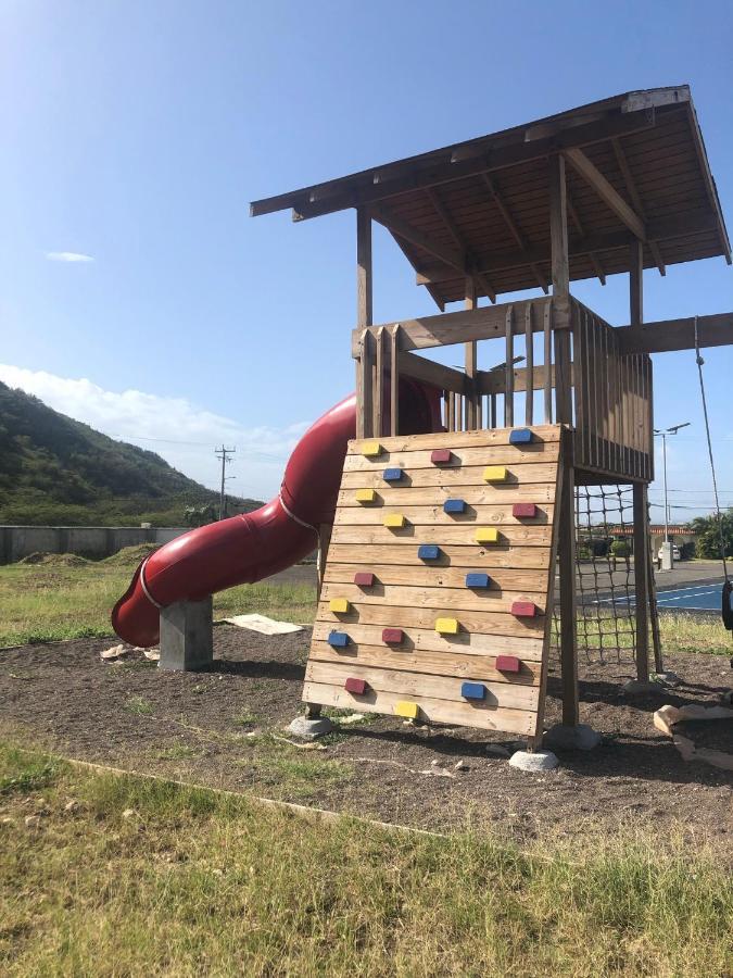 Bayfront Villa & Apartment ポートモア エクステリア 写真
