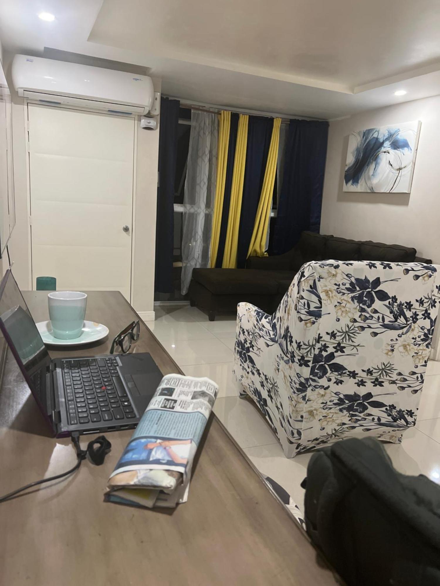 Bayfront Villa & Apartment ポートモア エクステリア 写真